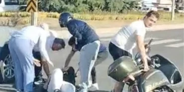 Düzce'de motosiklet sürücüsü yola savruldu